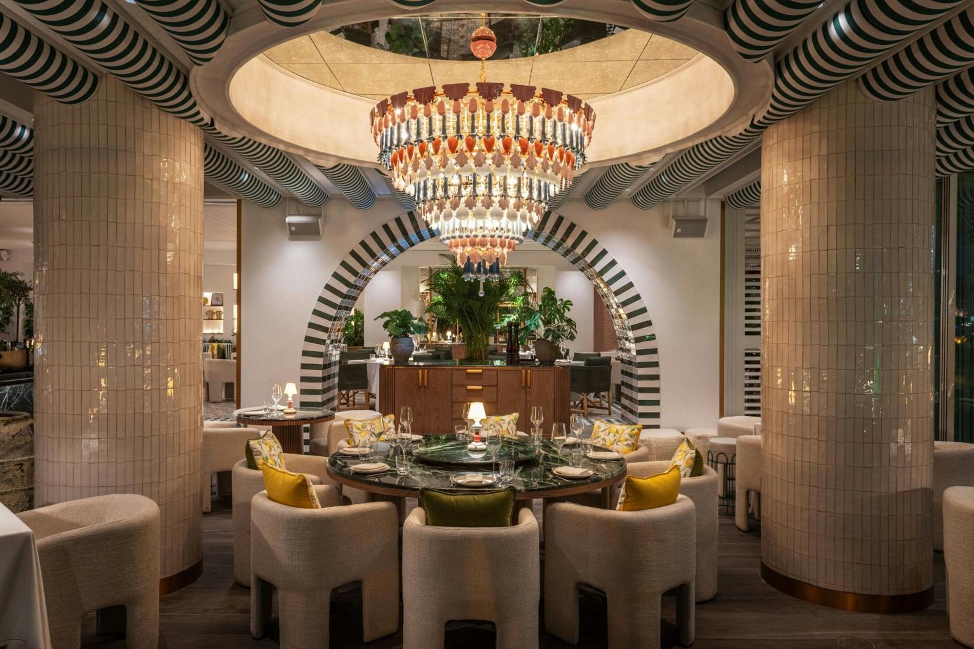 Grosvenor House, A Luxury Collection Hotel, Dubai Eksteriør bilde Interior of the restaurant